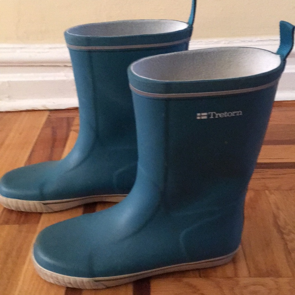 Tretorn rainboots size 7 1/2 or 8 (38)